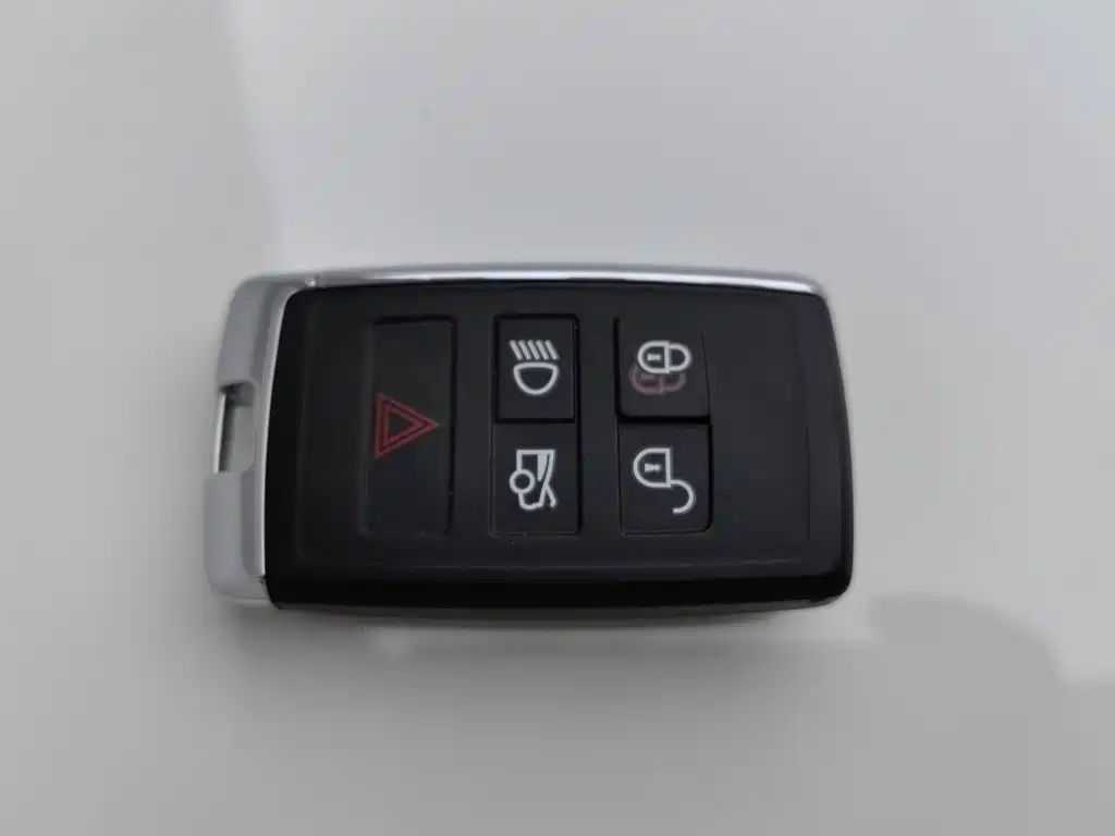 Jaguar XFL — миниатюра 19