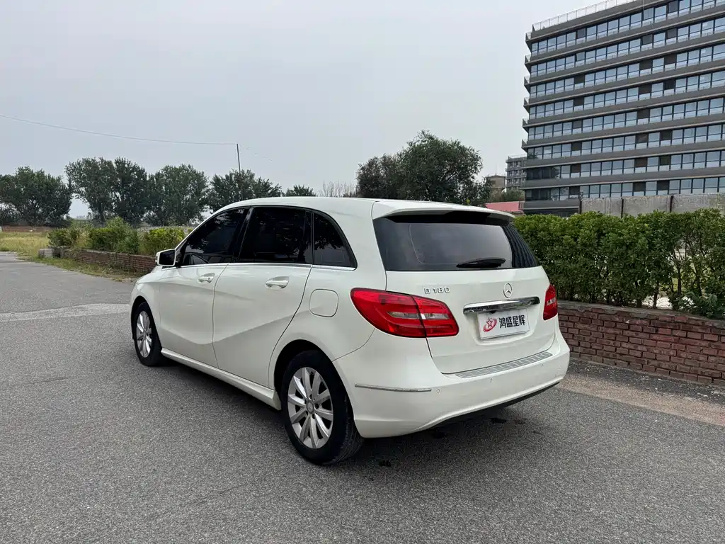 Mercedes-Benz B-Class — миниатюра 6