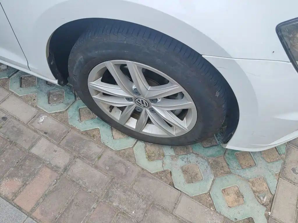 Volkswagen Golf — миниатюра 8