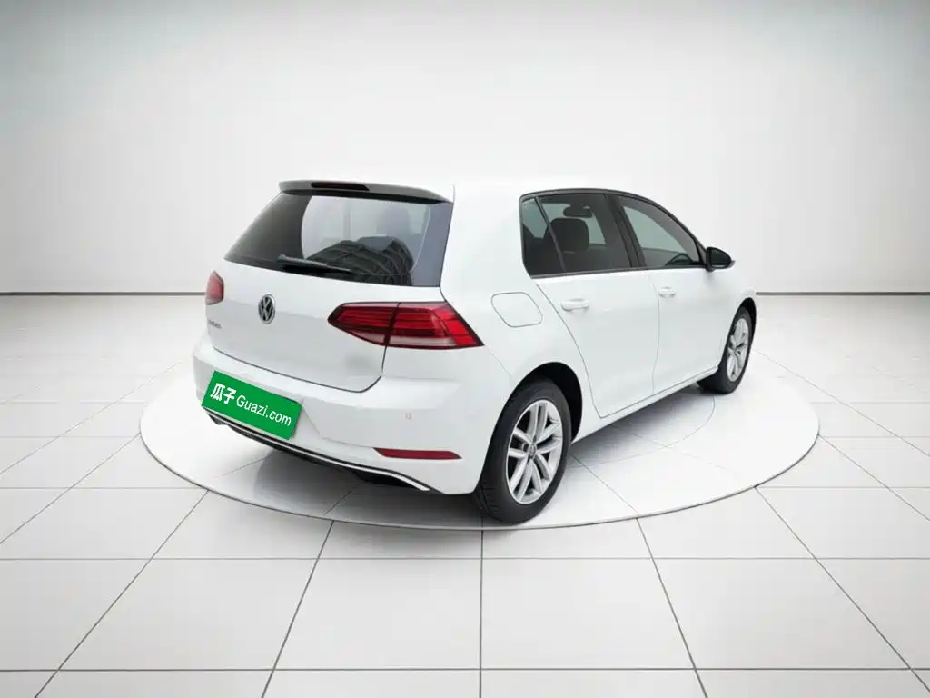 Volkswagen Golf — миниатюра 6