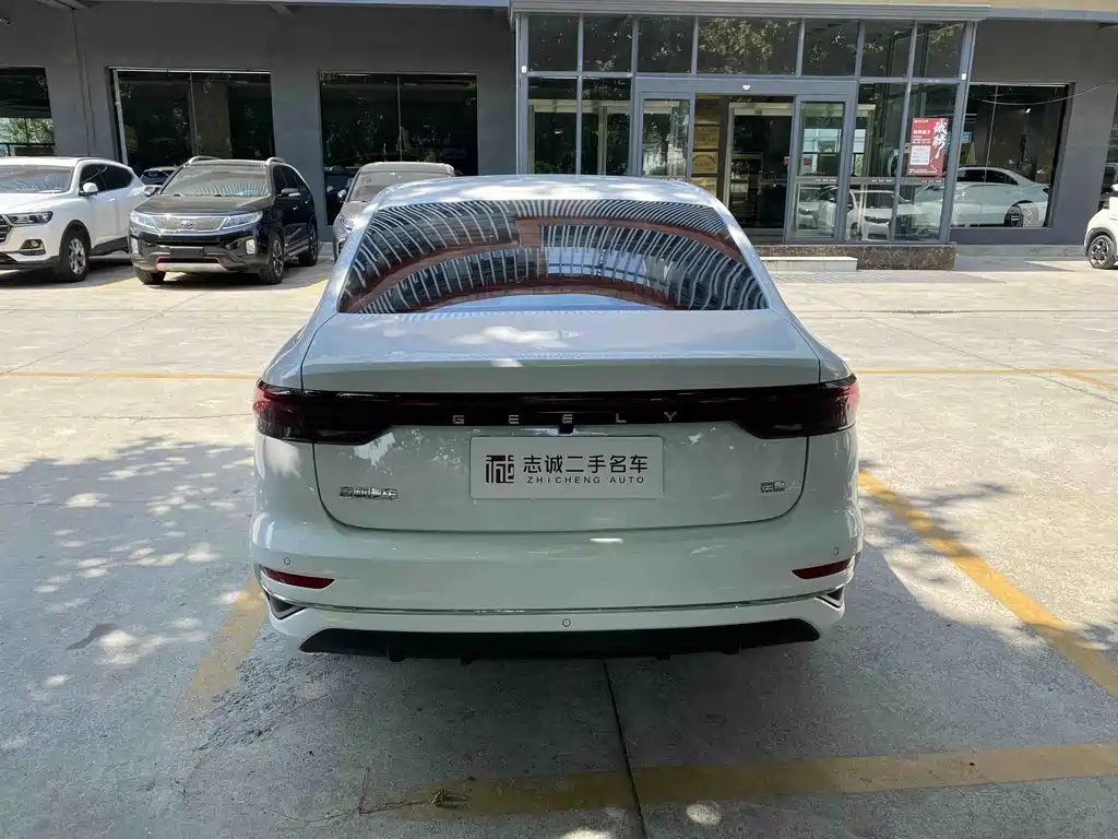 Geely Emgrand — миниатюра 5