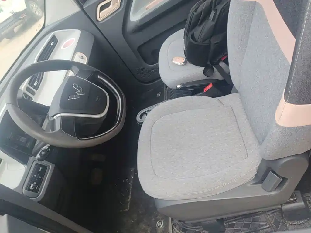 Wuling MINIEV — миниатюра 15