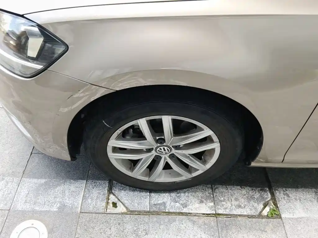 Volkswagen Golf — миниатюра 23