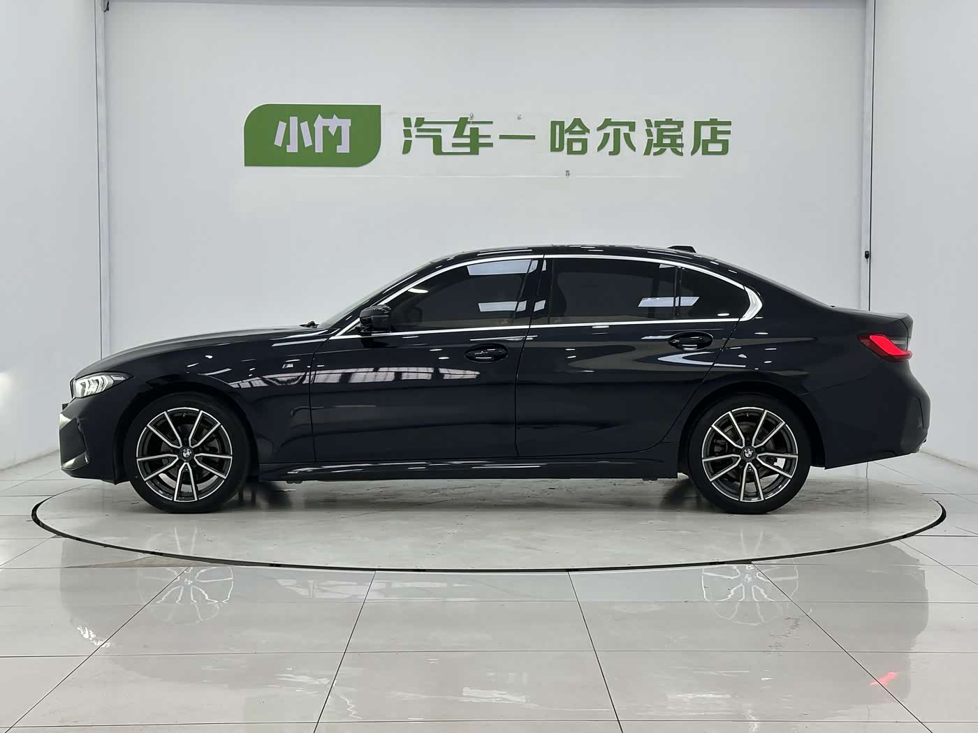 BMW 3 Series 2.0 л 2023 г. Чёрный, пробег 26900 км