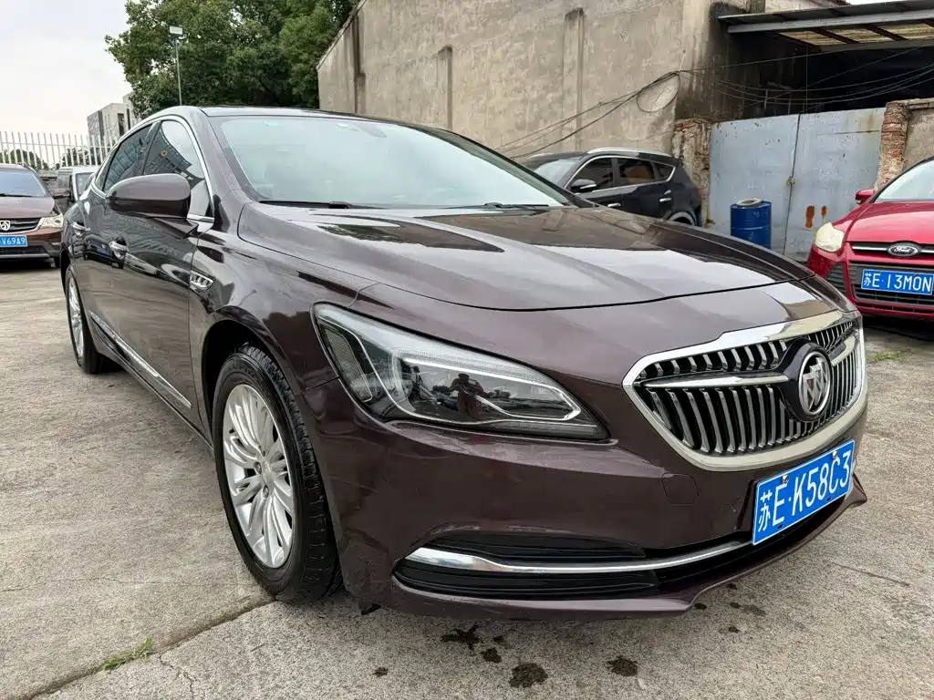 Buick LaCrosse — миниатюра 3