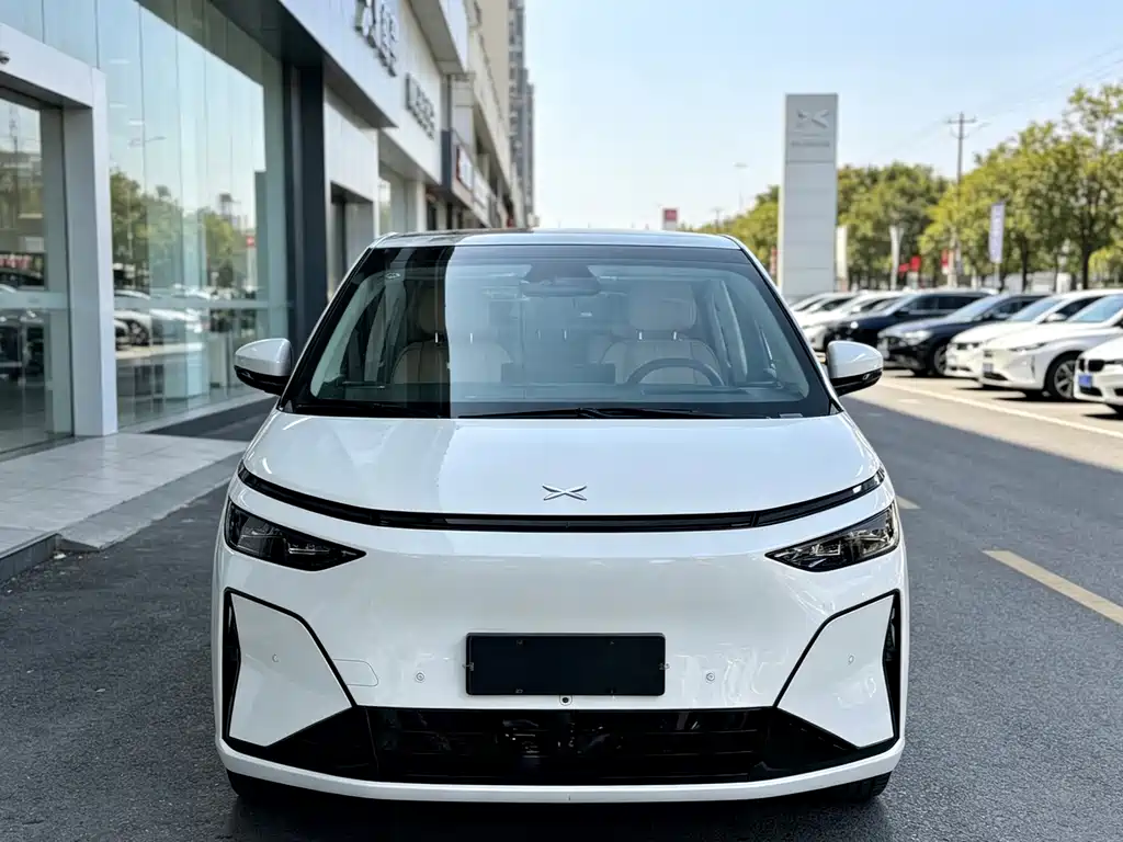 XPeng X9 — миниатюра 3