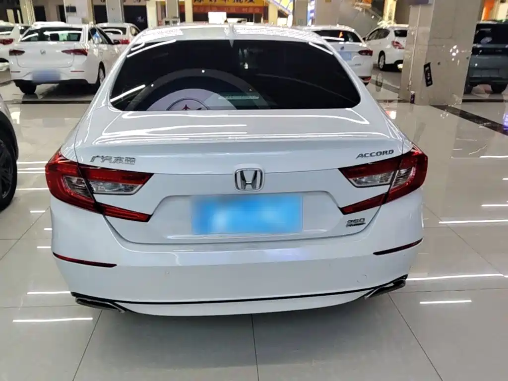 Honda Accord — миниатюра 6