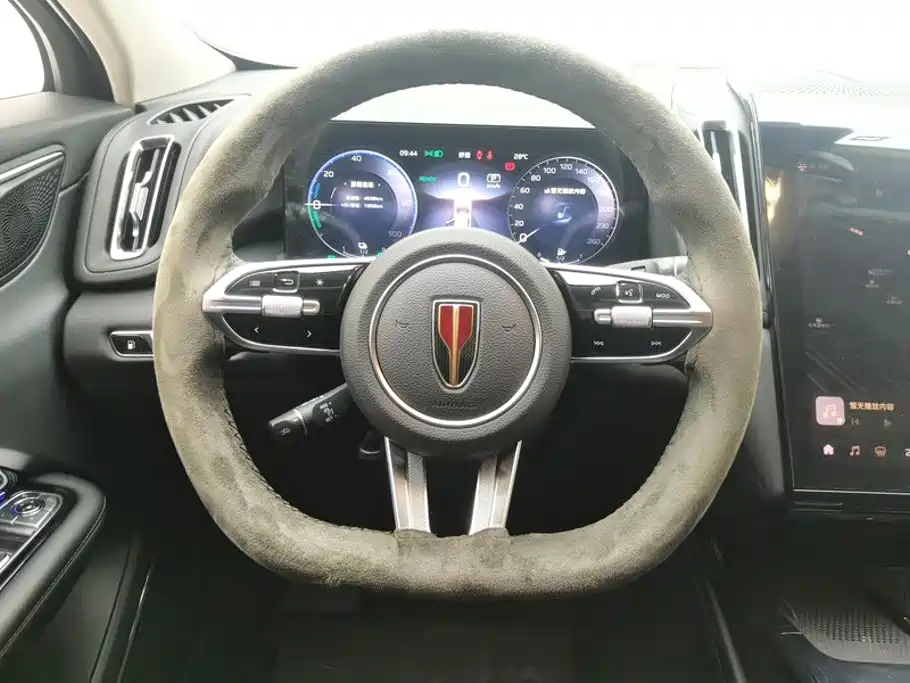 Hongqi Hongqi HS3 PHEV — миниатюра 15