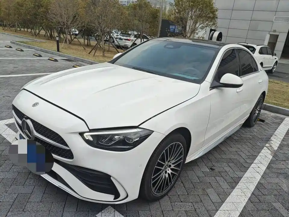 Mercedes-Benz C-Class 2022