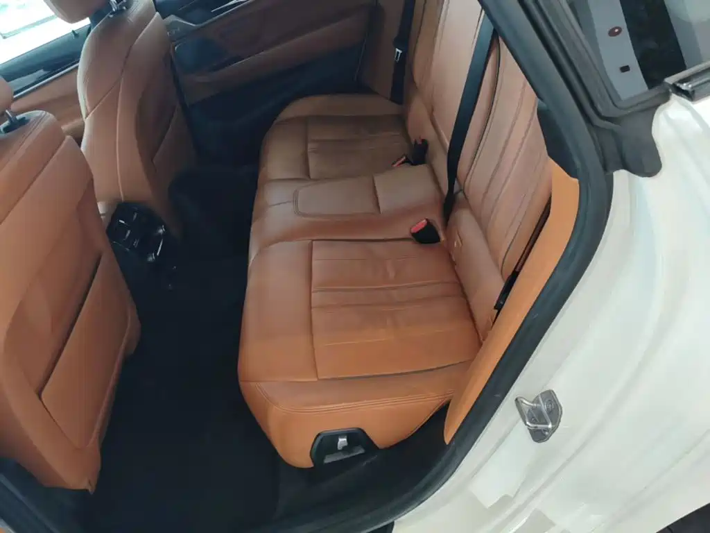 BMW 6 Series GT — миниатюра 22
