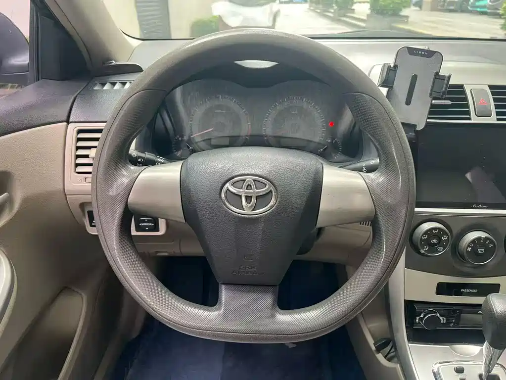 Toyota Corolla 2013 1.6L AT GL