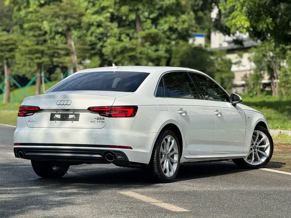 Audi A4L — миниатюра 5