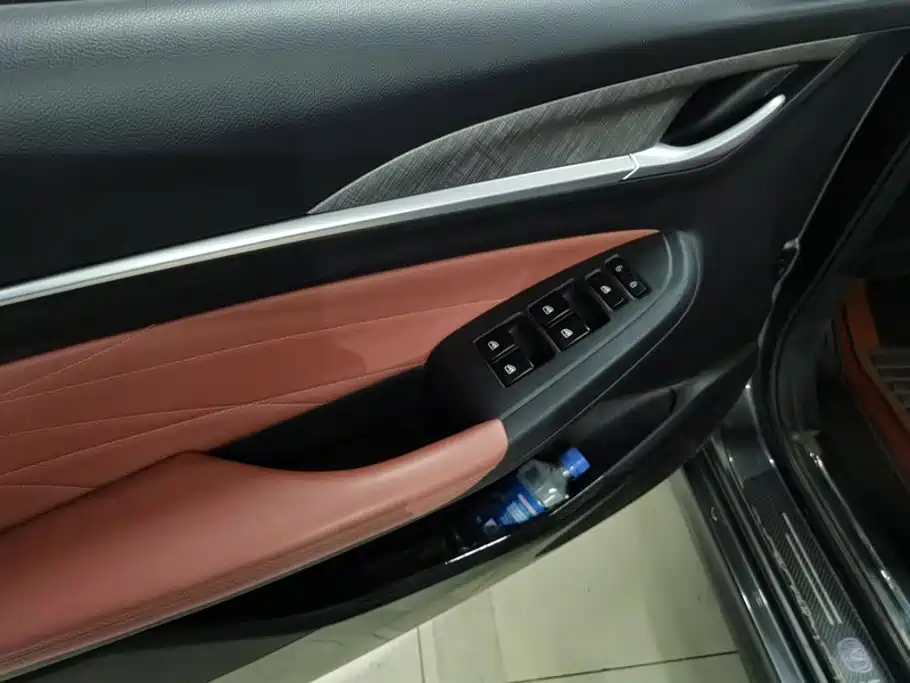Changan Eado — миниатюра 7
