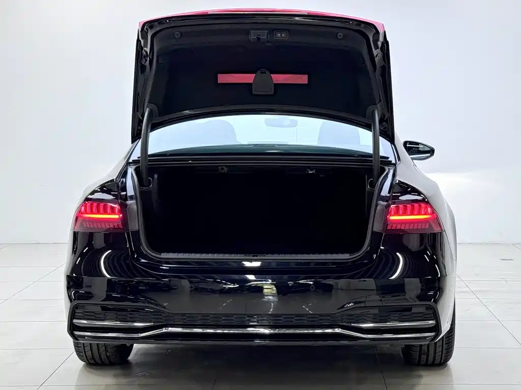 Audi A7L — миниатюра 5