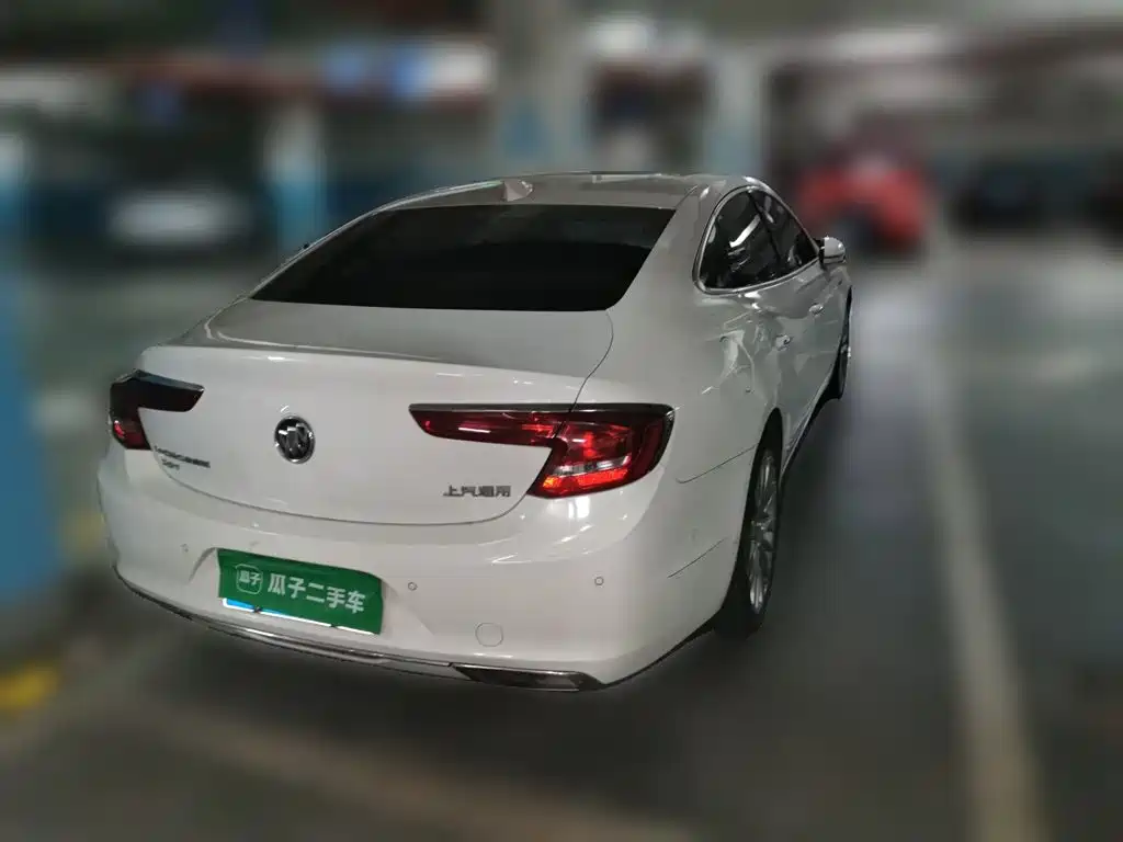 Buick LaCrosse — миниатюра 6