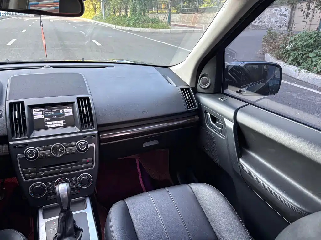 Land Rover Freelander 2 — миниатюра 13