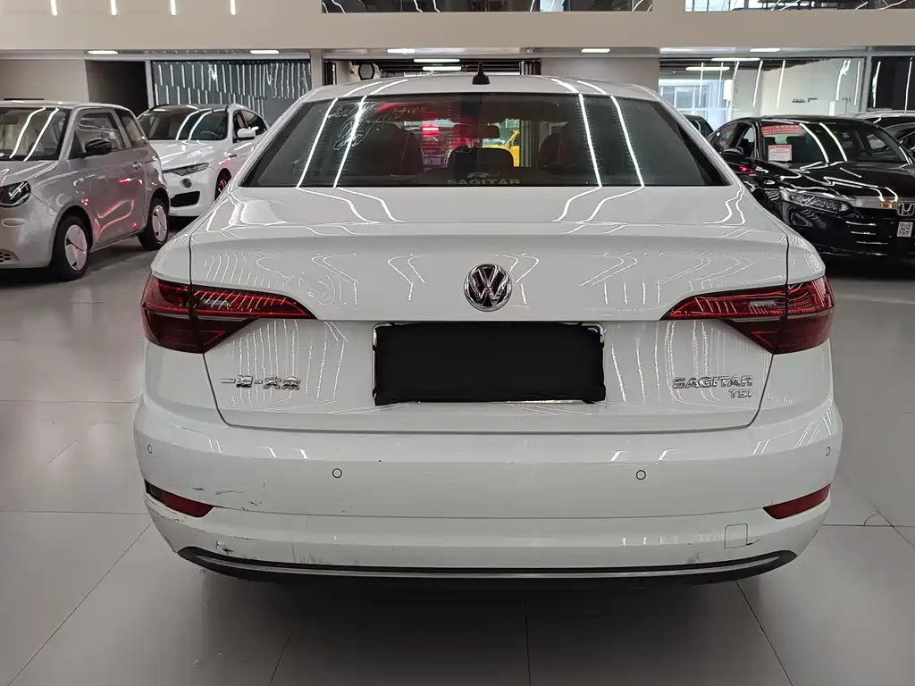 Volkswagen Sagitar — миниатюра 3