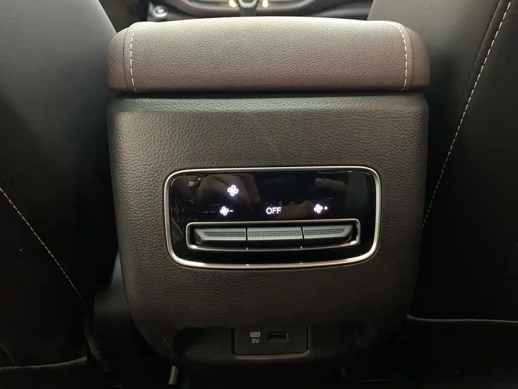 GAC Motor Trumpchi M6 — миниатюра 18