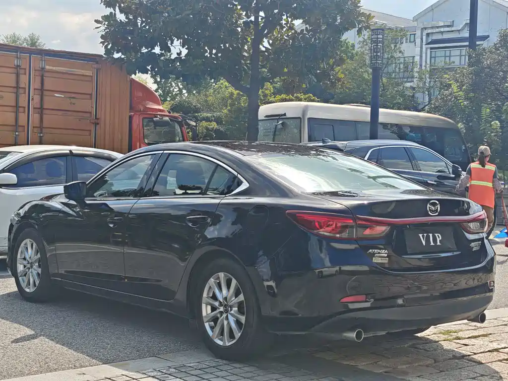 Mazda Atenza — миниатюра 6