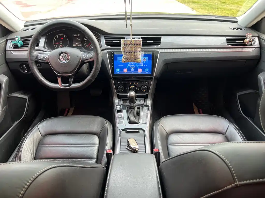 Volkswagen Passat — миниатюра 11