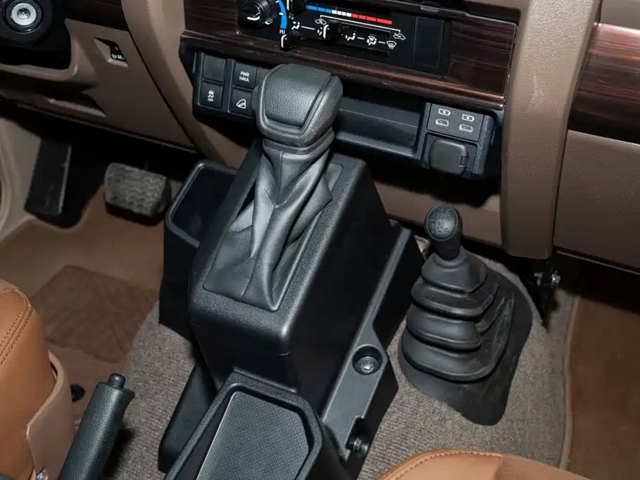 Toyota Land Cruiser — миниатюра 14