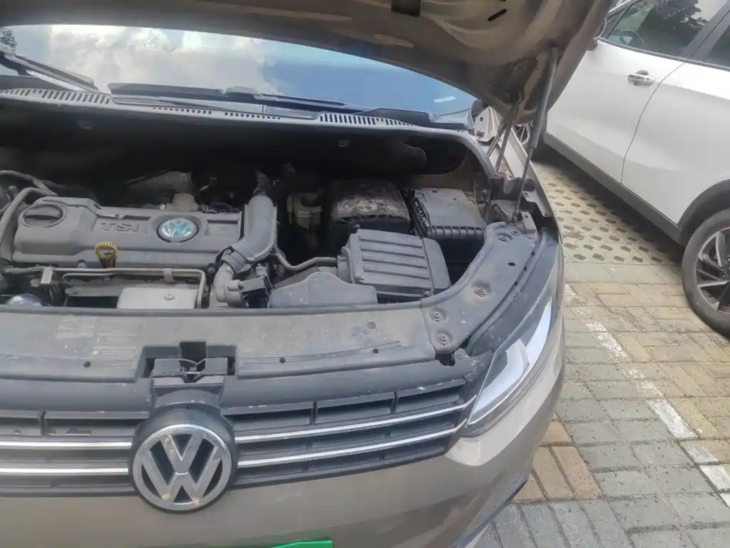Volkswagen Touran — миниатюра 25