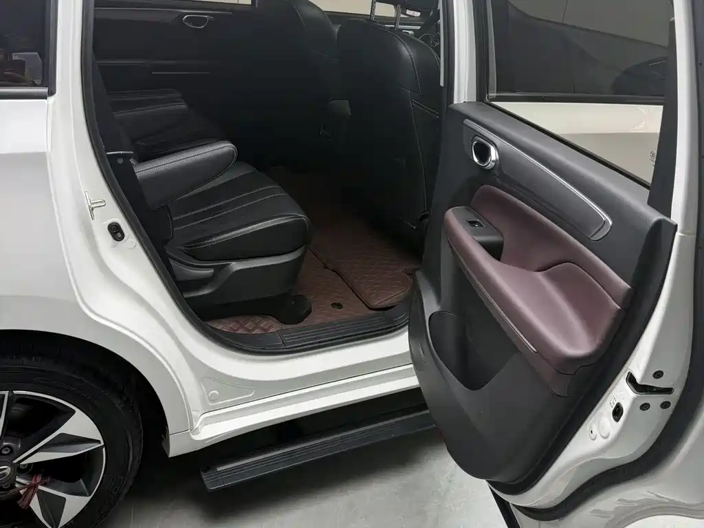 GAC Motor Trumpchi M6 — миниатюра 9
