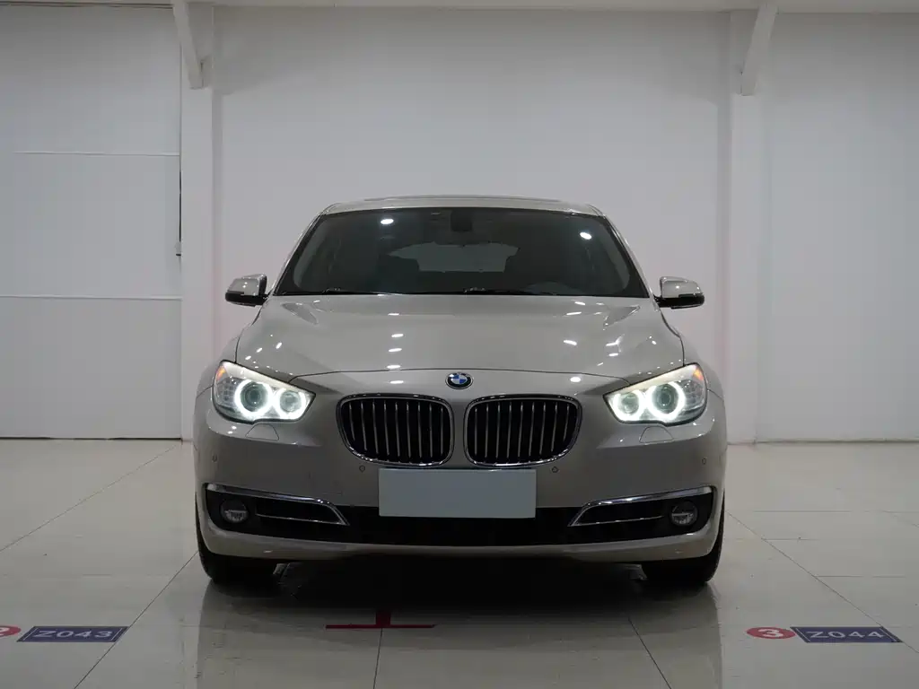 BMW 5 Series GT 5 GT 2014 528i Luxury