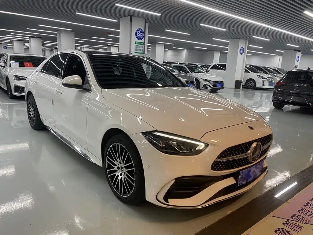 Mercedes-Benz C-Class — миниатюра 3