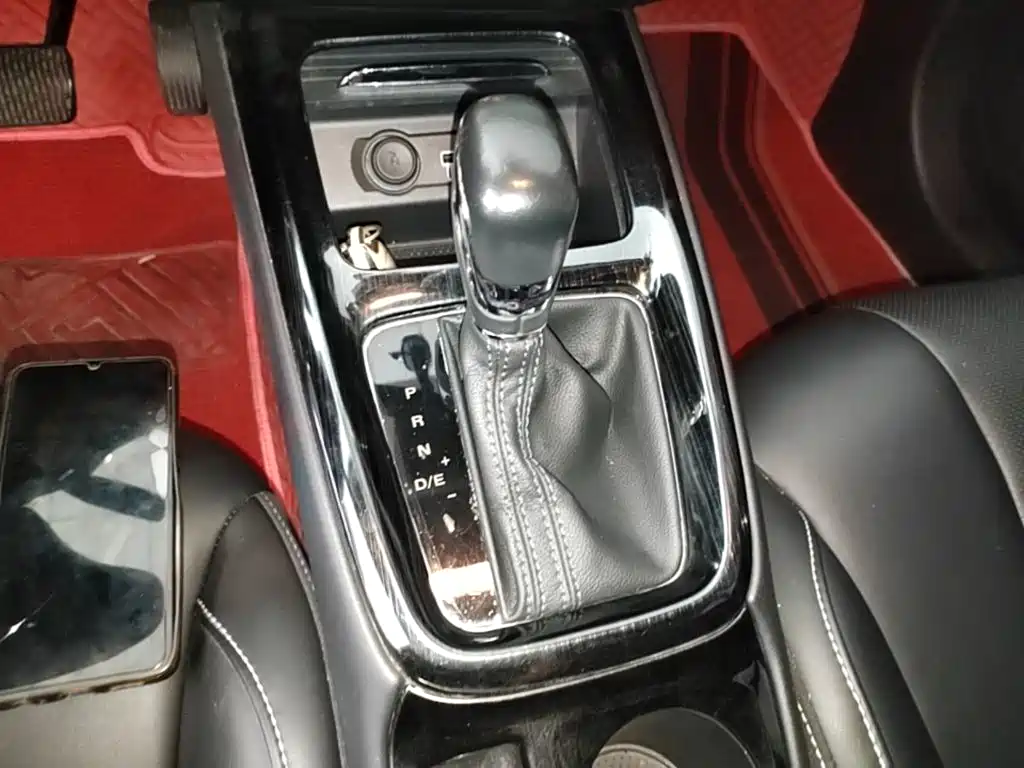 Roewe i5 — миниатюра 14