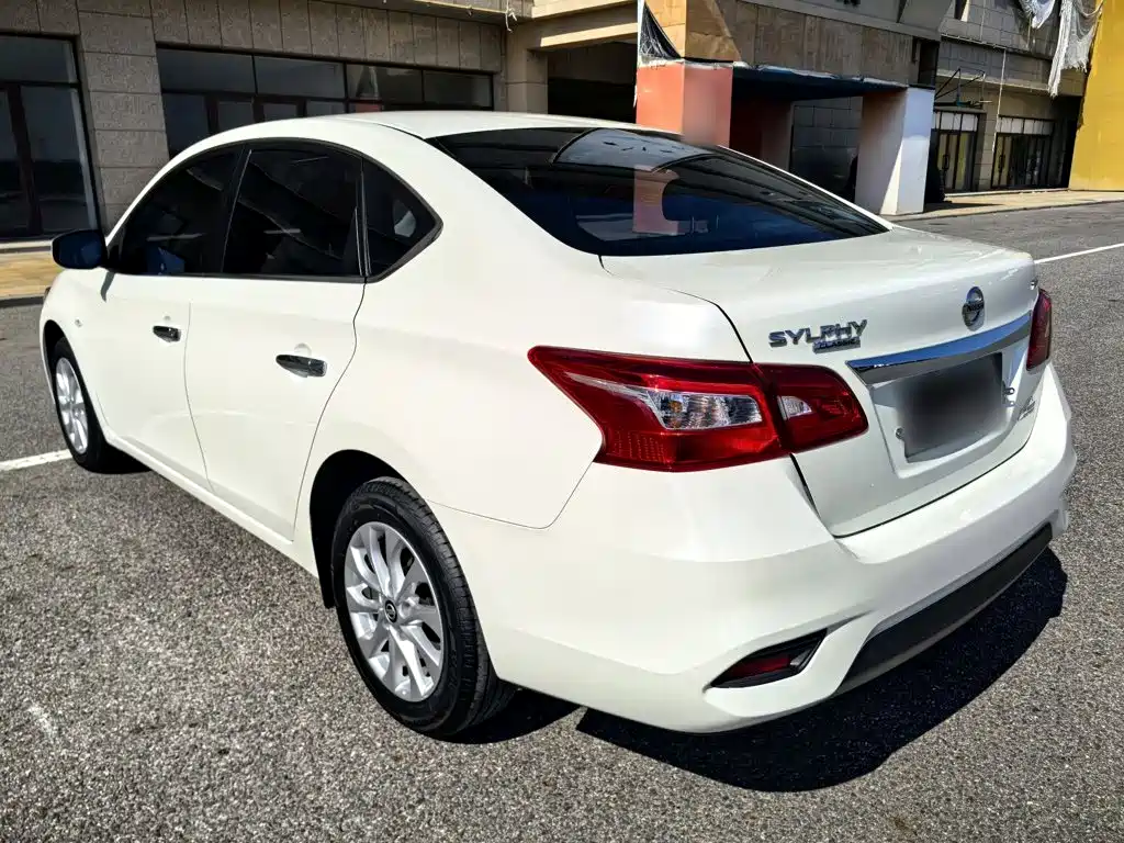 Nissan Sylphy — миниатюра 10