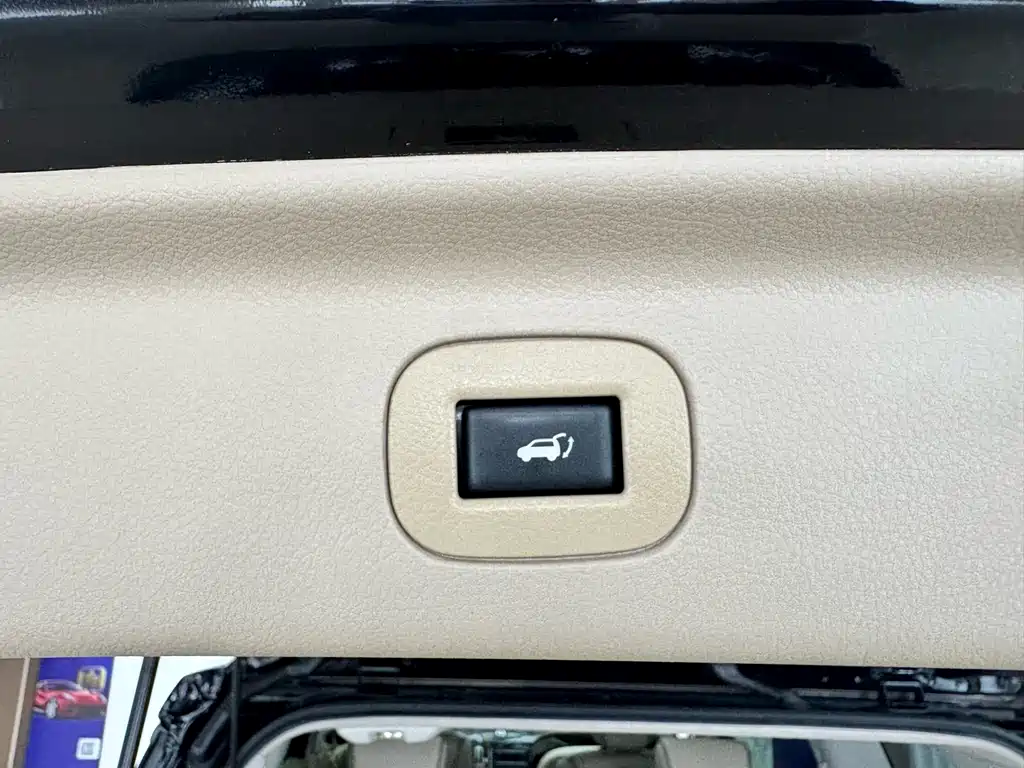 Nissan Quest — миниатюра 24