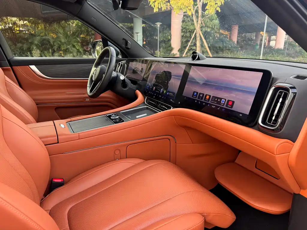 AITO ASK THE WORLD M9