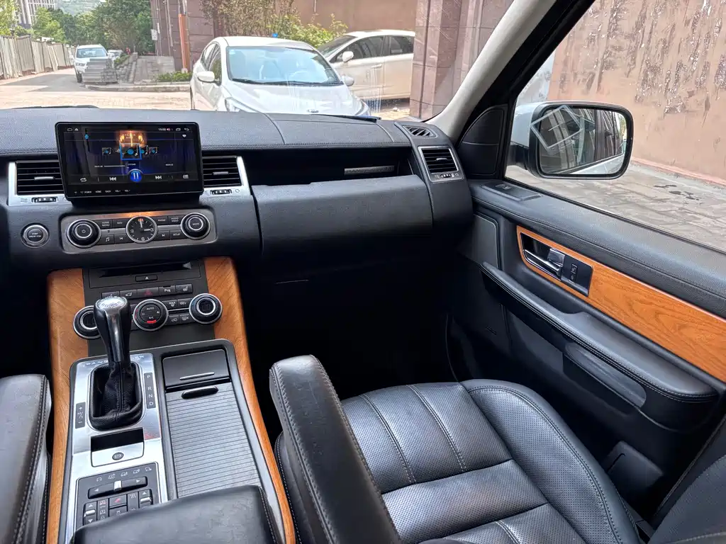 Land Rover Sport — миниатюра 10