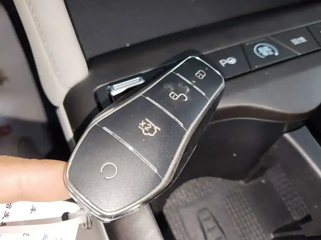 BYD Yuan UP — миниатюра 9