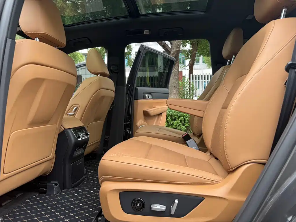 Li Auto Li ONE — миниатюра 11