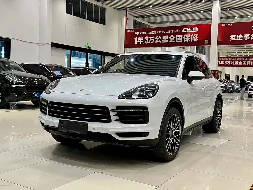 Porsche Cayenne 2021