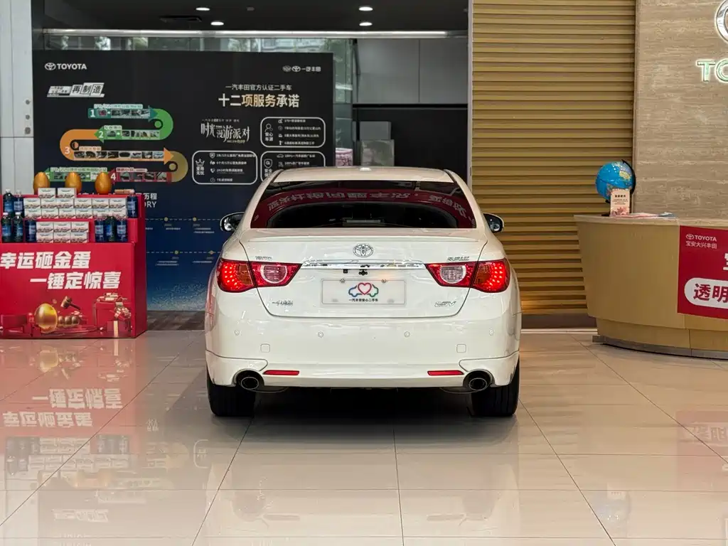 Toyota Reiz — миниатюра 4