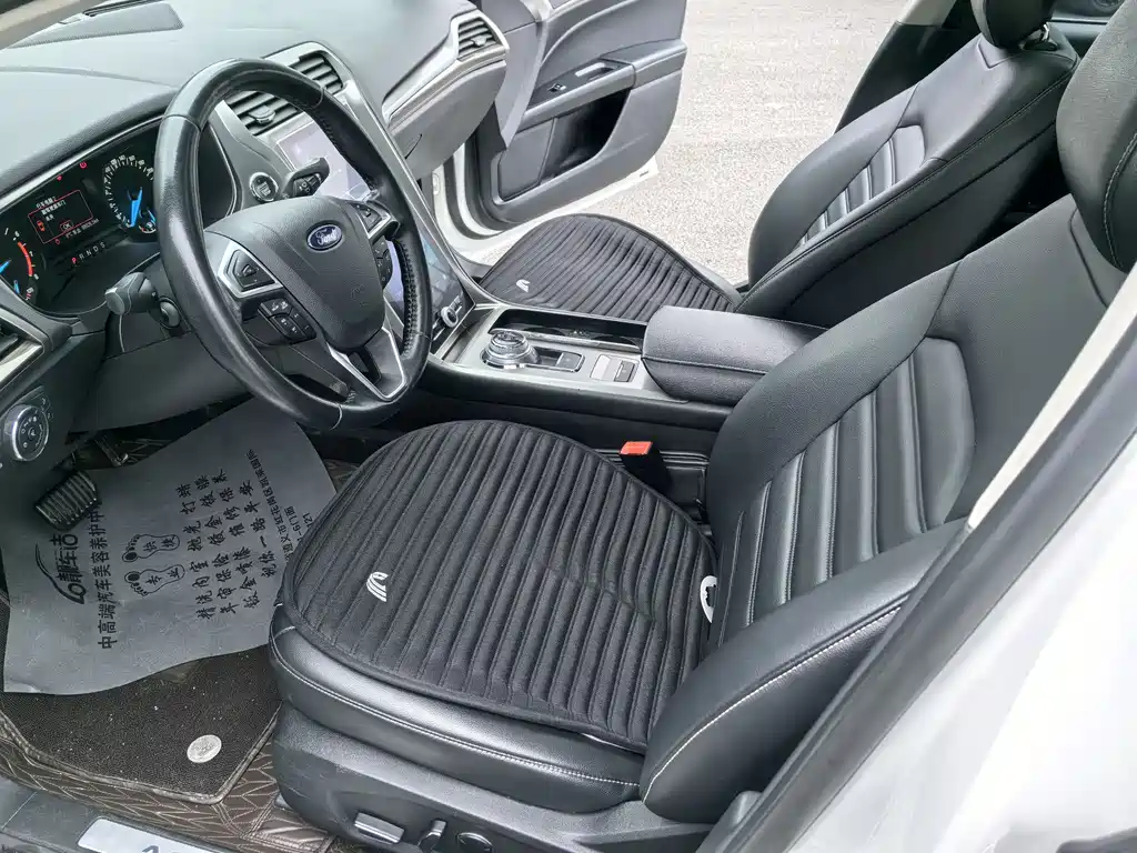 Ford Mondeo - фото 14