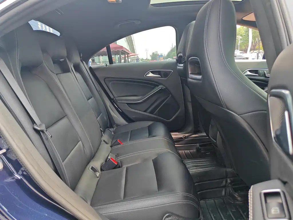 Mercedes-Benz CLA (Import) — миниатюра 16
