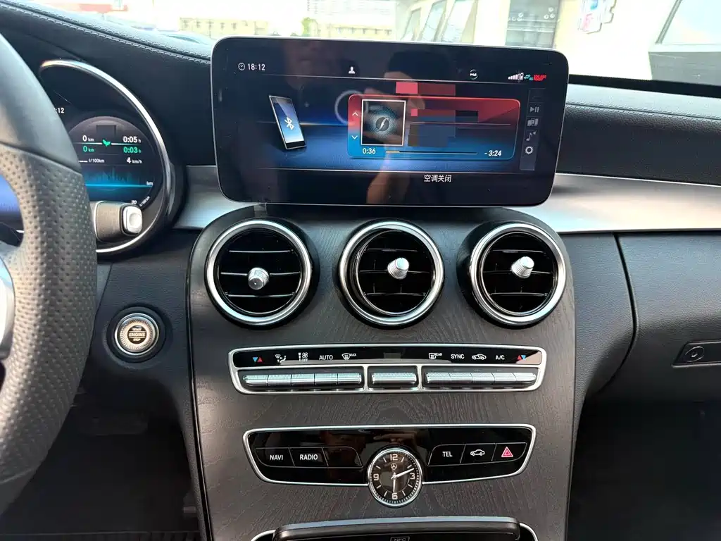 Mercedes-Benz C-Class — миниатюра 10