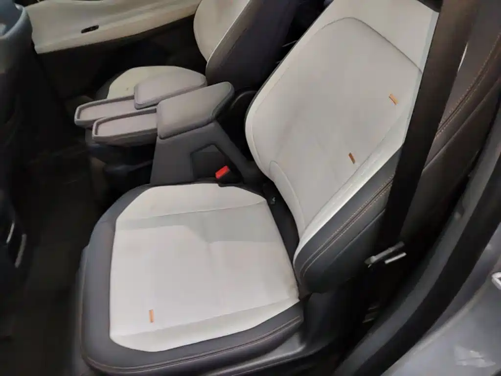 Ford Edge — миниатюра 17