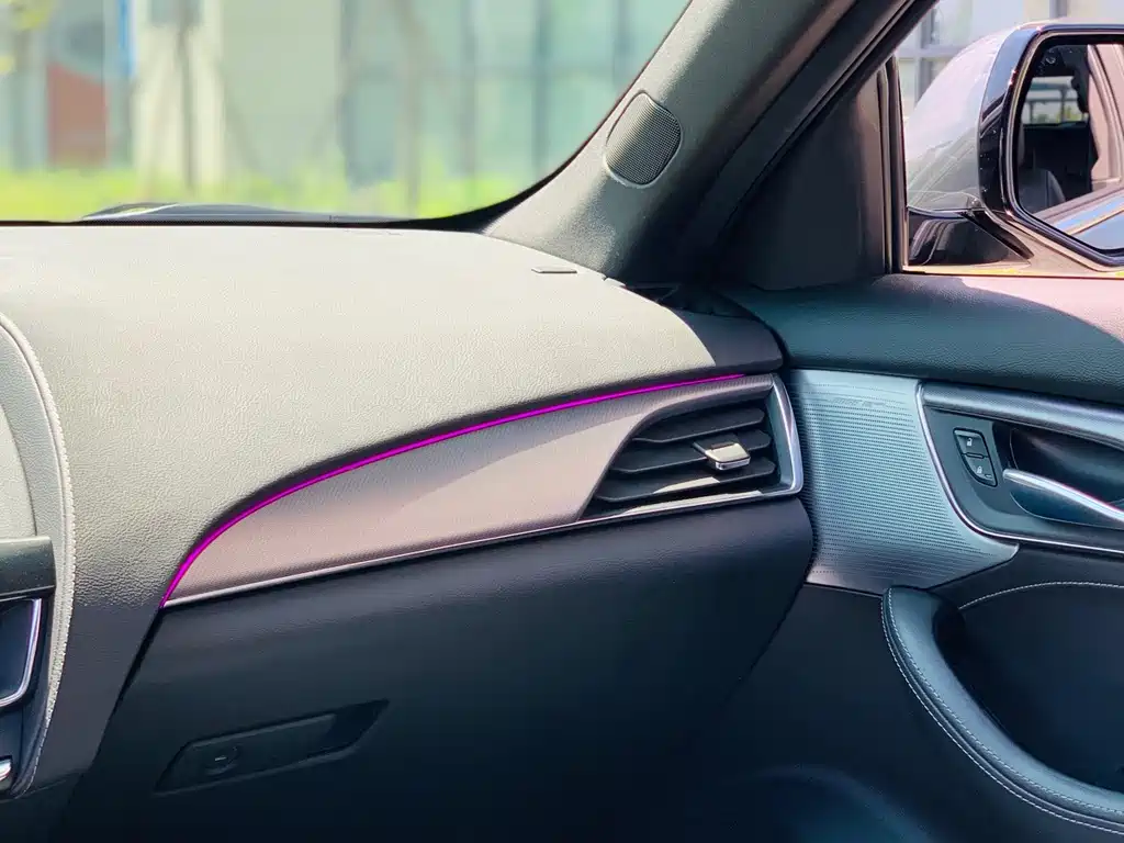 Cadillac CT5 — миниатюра 25