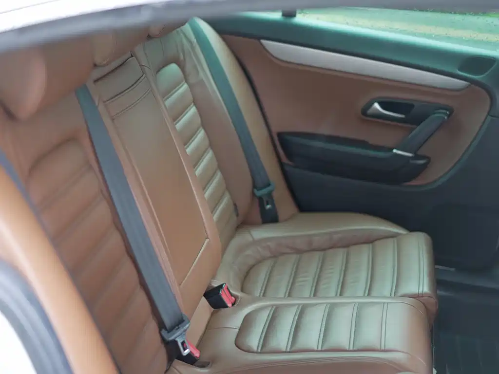 Volkswagen FAW - Passat CC CC 2012 1.8TSI Elite