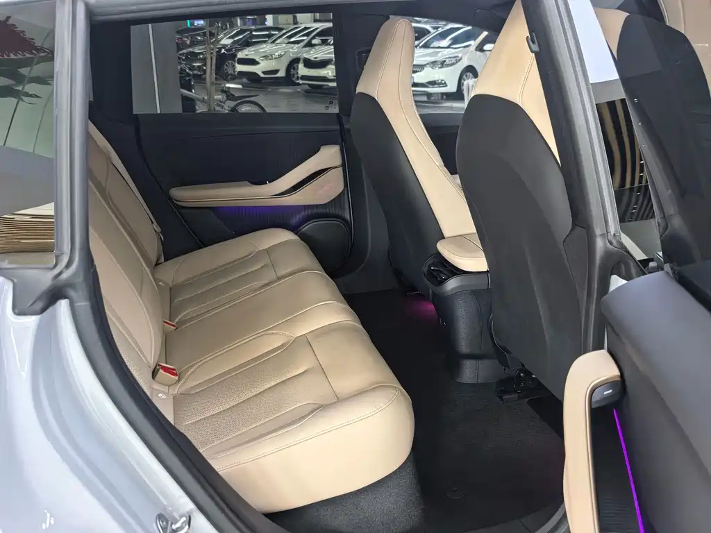 NIO ET5T — миниатюра 14