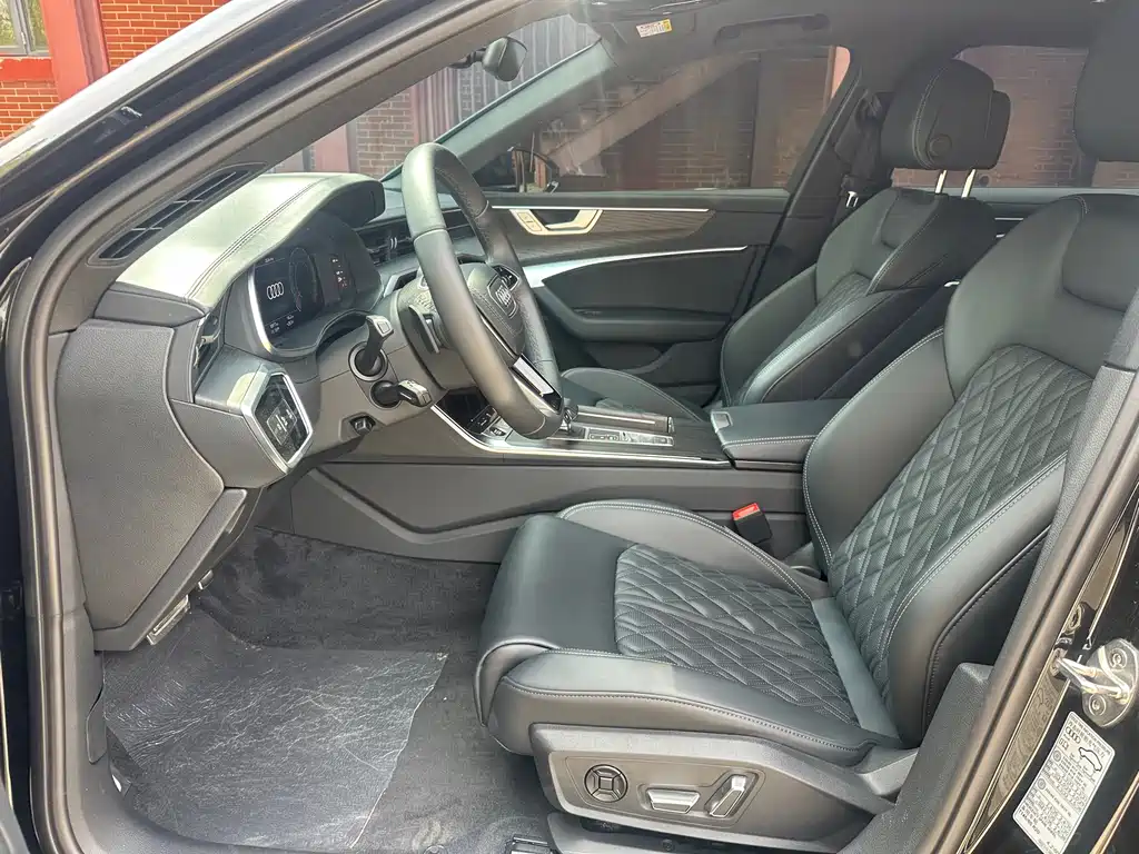 Audi A6L — миниатюра 9