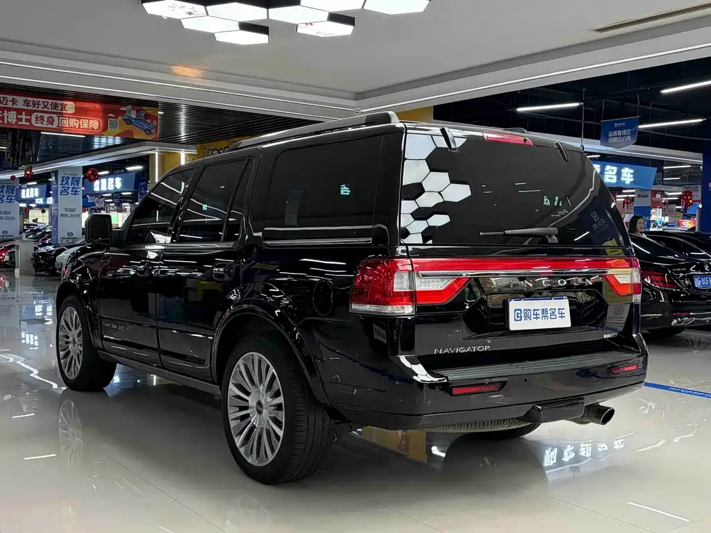 Lincoln Navigator — миниатюра 18
