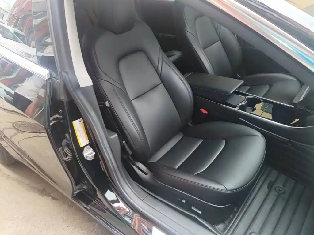 Tesla Model 3 — миниатюра 25