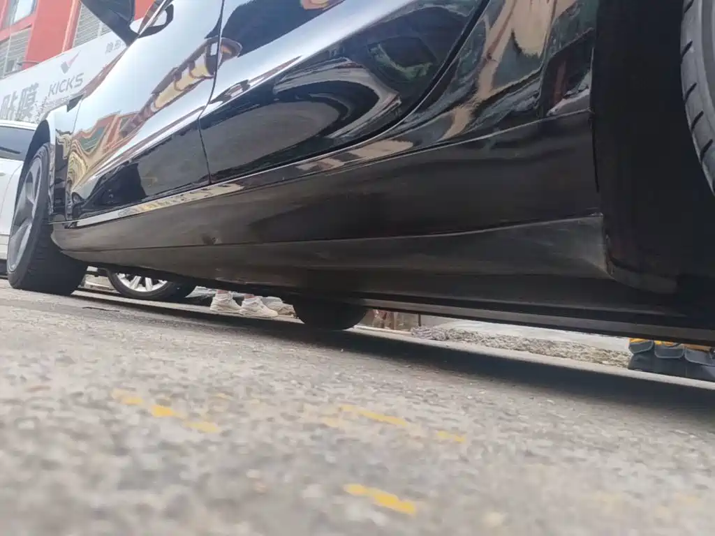 Tesla Model 3 — миниатюра 22