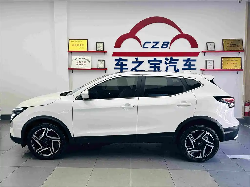 Nissan Qashqai — миниатюра 4